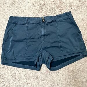 Women’s BKE Navy Shorts Size 34